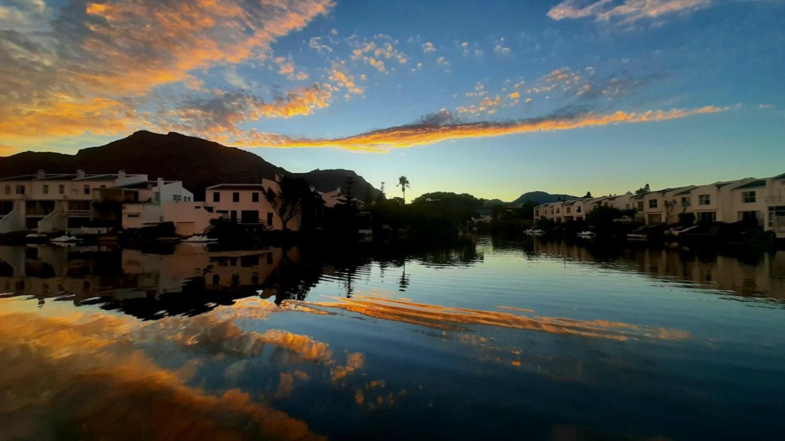 Waterside Haven * Cape Town